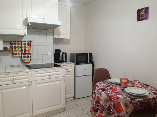Rnb Locations Macon Apartment Bagian luar foto